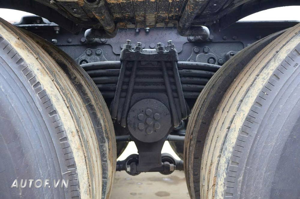 dau keo ChengLong H5v 390hp